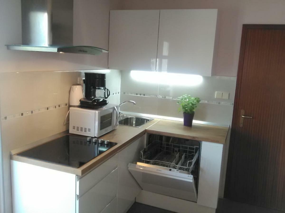 זאדאר Apartment Yelena Rose West מראה חיצוני תמונה
