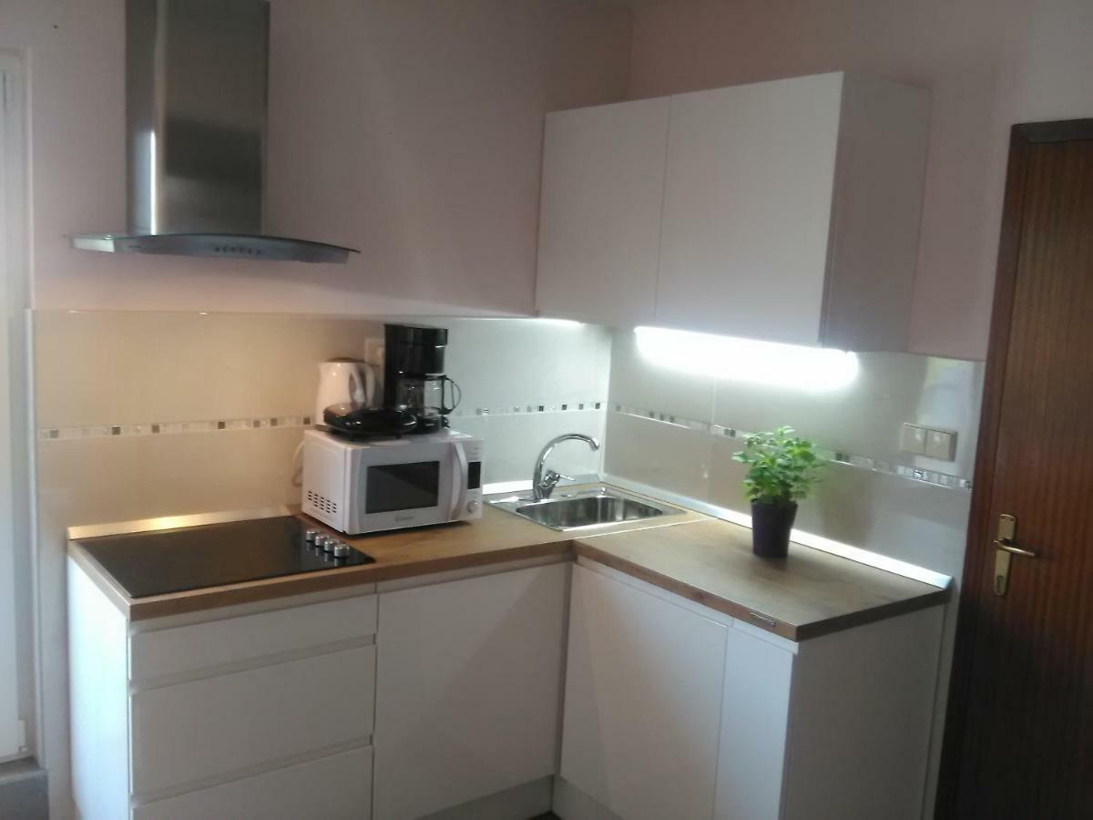 זאדאר Apartment Yelena Rose West מראה חיצוני תמונה